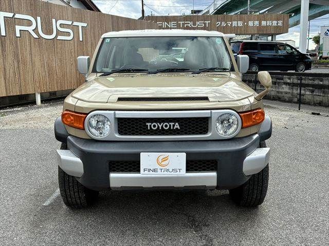TOYOTA FJ CRUISER 4WD 2015