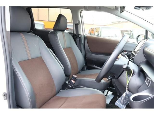 TOYOTA SIENTA HYBRID 2021