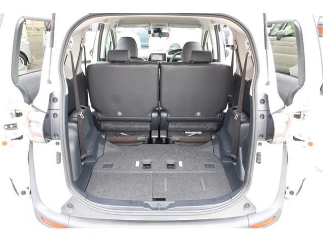 TOYOTA SIENTA HYBRID 2021