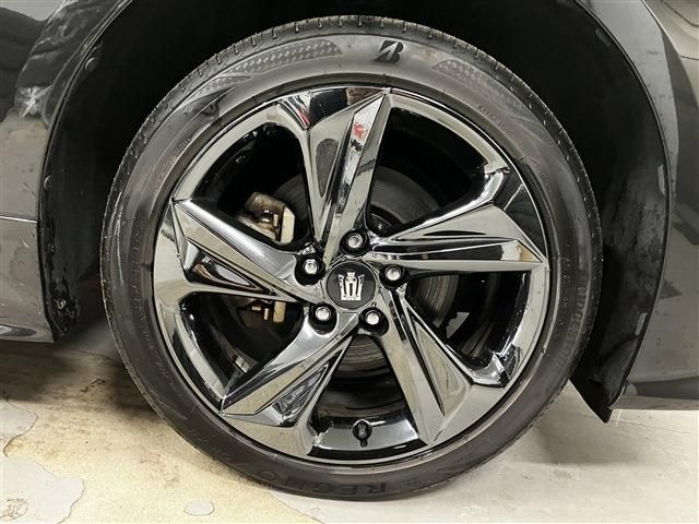 TOYOTA CROWN sedan hybrid 4WD 2020