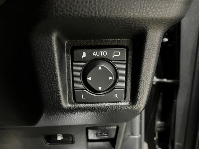 TOYOTA CROWN sedan hybrid 4WD 2020