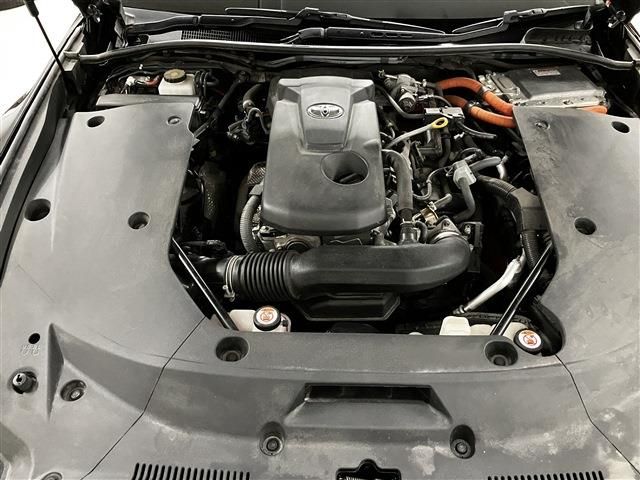 TOYOTA CROWN sedan hybrid 4WD 2020