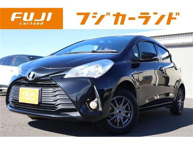 TOYOTA VITZ  4WD 2017