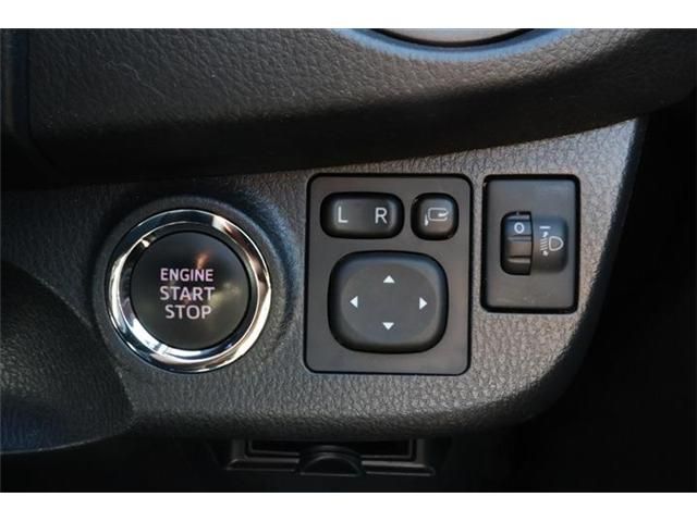 TOYOTA VITZ  4WD 2017