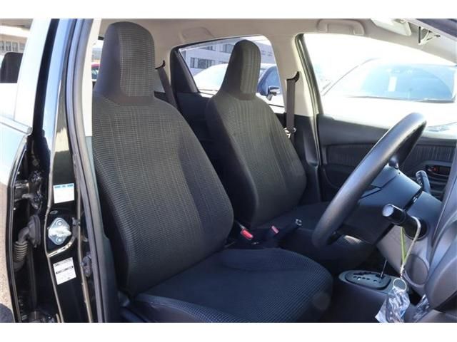 TOYOTA VITZ  4WD 2017