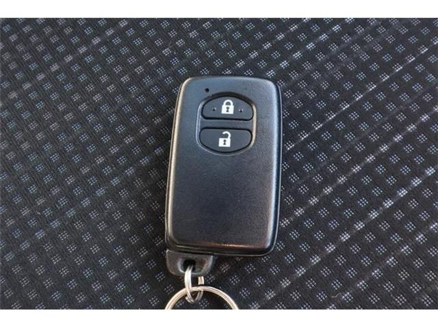 TOYOTA VITZ  4WD 2017