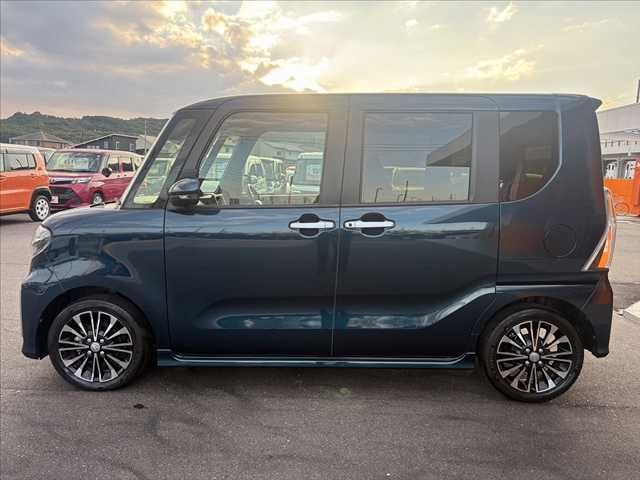 DAIHATSU TANTO CUSTOM 2021