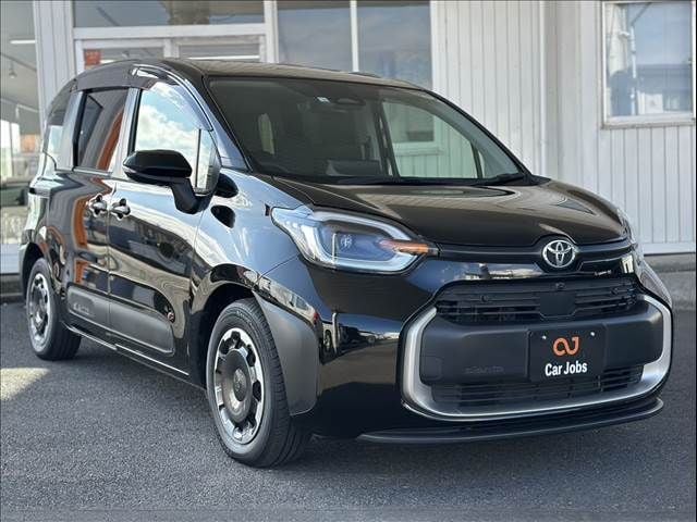 TOYOTA SIENTA 2022