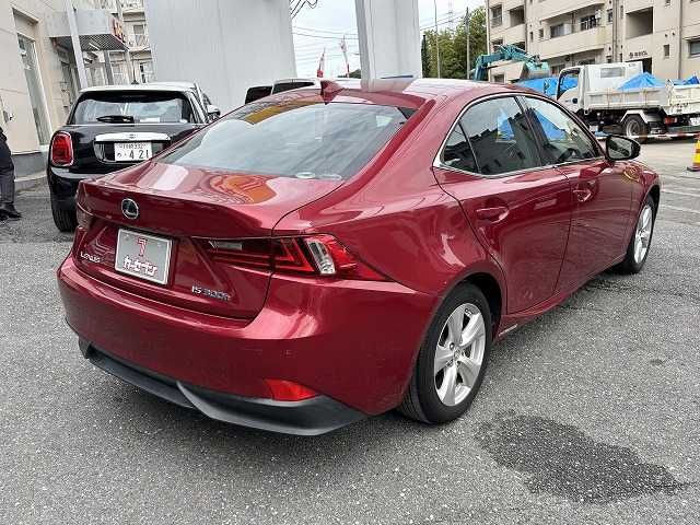 TOYOTA LEXUS IS300h 2015