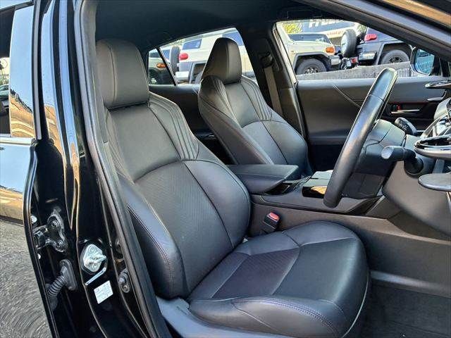 TOYOTA HARRIER PHEV 2023