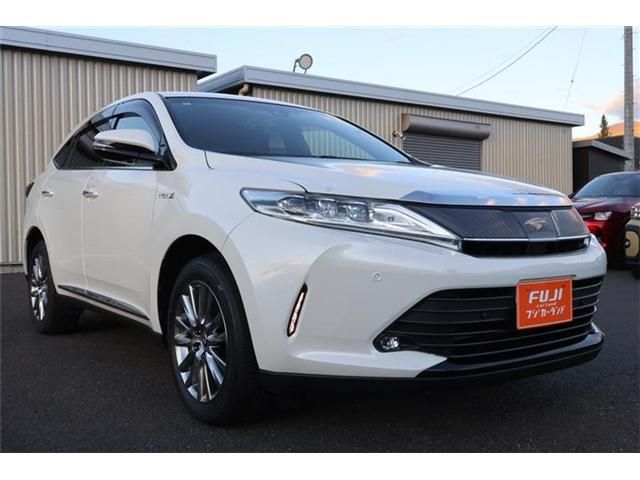 TOYOTA HARRIER HYBRID 2020