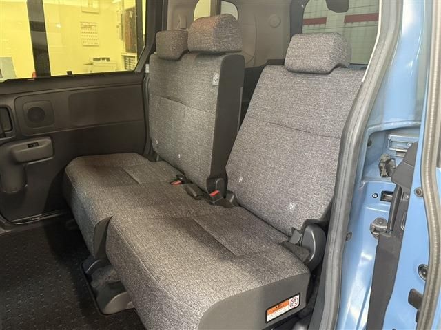 TOYOTA SIENTA HYBRID 2023