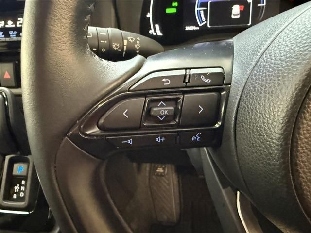 TOYOTA SIENTA HYBRID 2023