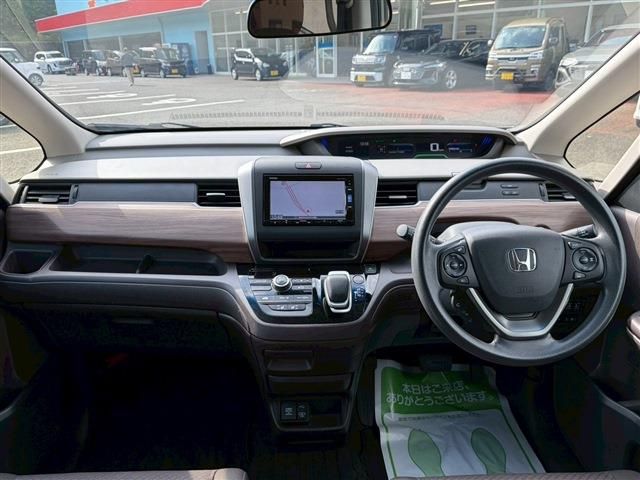 HONDA FREED HYBRID 2022