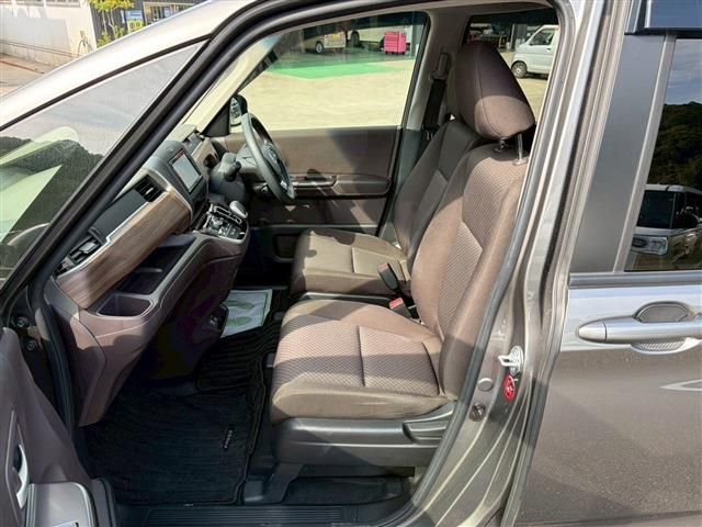 HONDA FREED HYBRID 2022