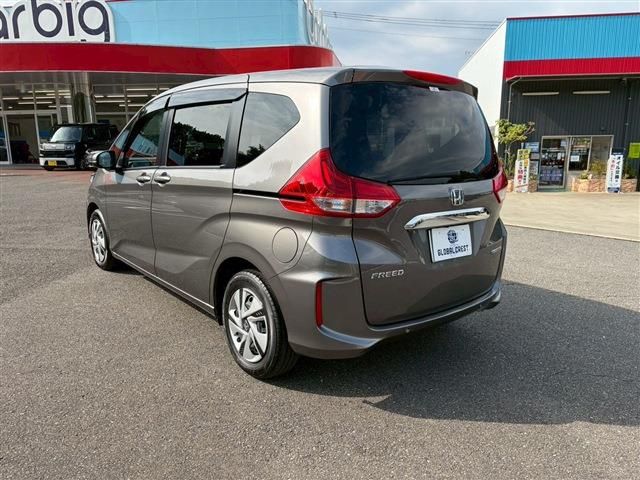 HONDA FREED HYBRID 2022