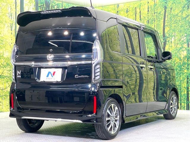 HONDA N BOX CUSTOM 2022