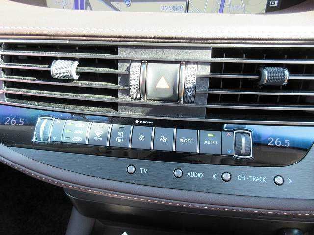 TOYOTA LEXUS LS500h 2017