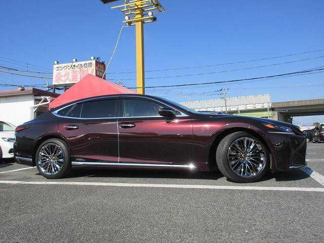 TOYOTA LEXUS LS500h 2017