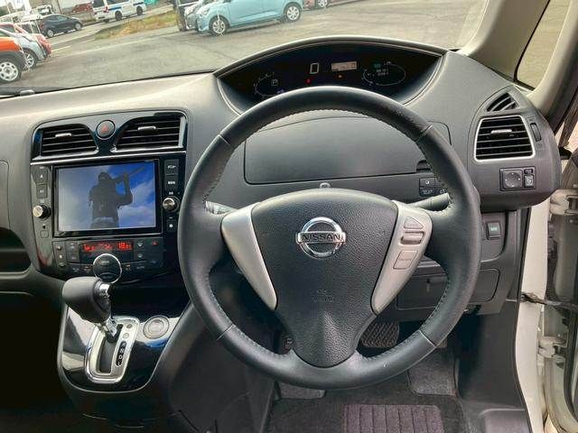 NISSAN SERENA  S-HYBRID 2014