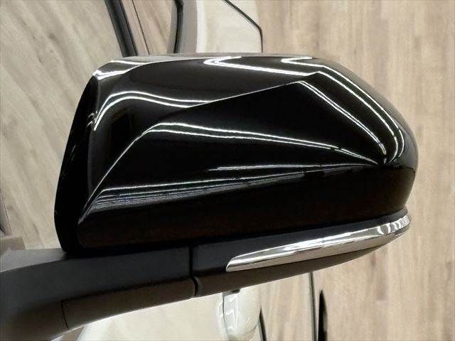 TOYOTA PRIUS PHV 2017