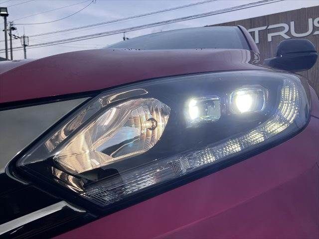 HONDA VEZEL HYBRID 2016