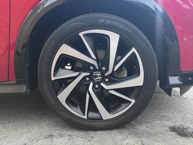 HONDA VEZEL HYBRID 2016