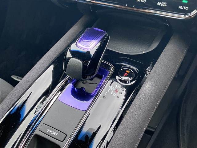 HONDA VEZEL HYBRID 2016