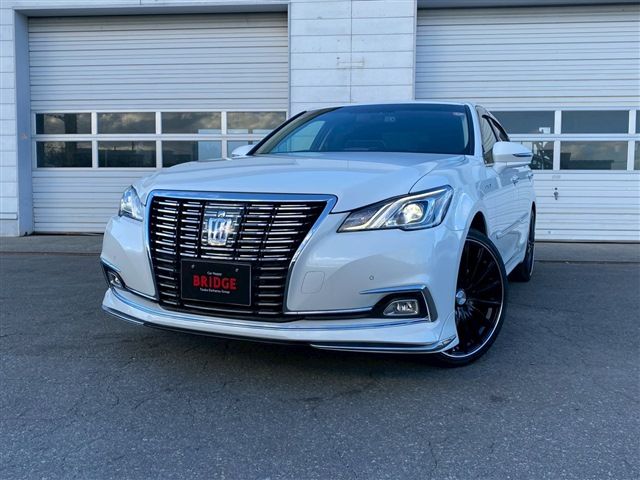 TOYOTA CROWN sedan hybrid 4WD 2016