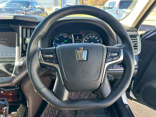 TOYOTA CROWN sedan hybrid 4WD 2016