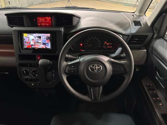 TOYOTA ROOMY 2018