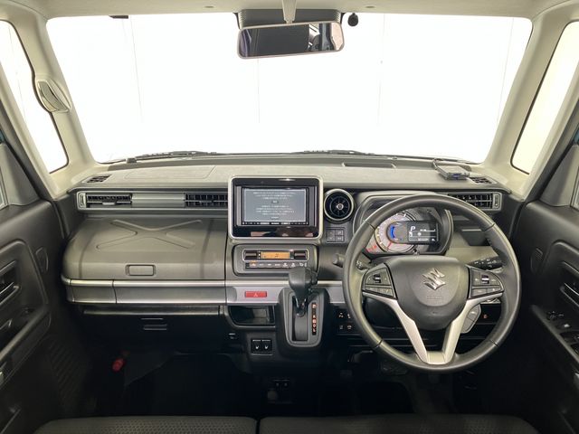 SUZUKI Spacia GEAR 2022