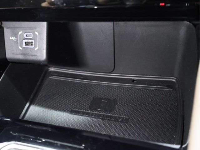 JEEP JEEP COMMANDER 2023