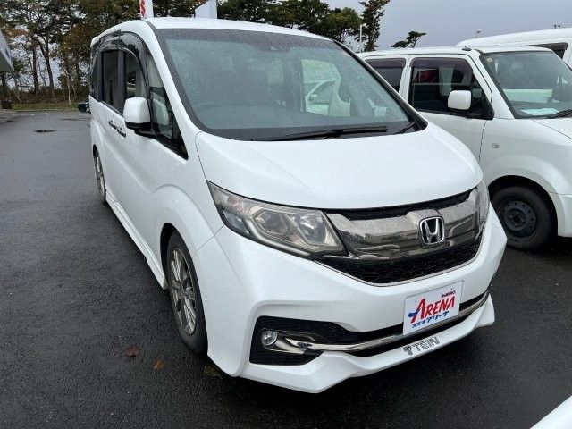 HONDA STEPWAGON SPADA 4WD 2015