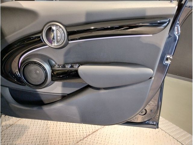 BMW MINI COOPER 5DOOR 2023