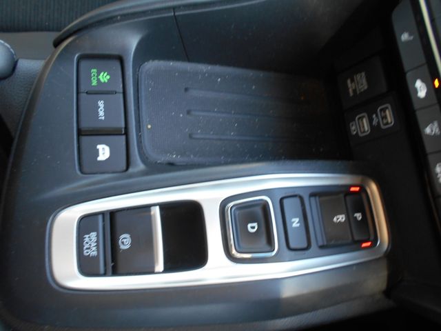 HONDA INSIGHT sedan 2019