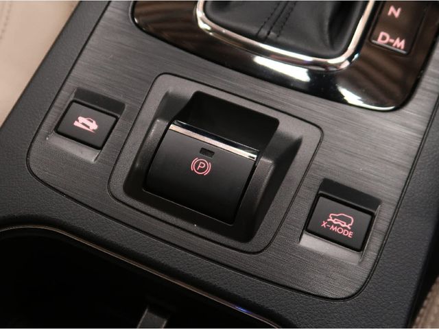 SUBARU LEGACY OUTBACK 2016