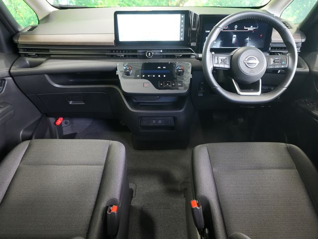 NISSAN SERENA  WG 2024