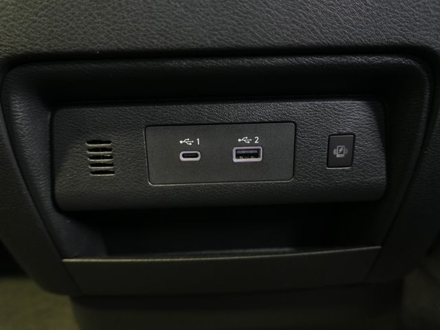 NISSAN SERENA  WG 2024