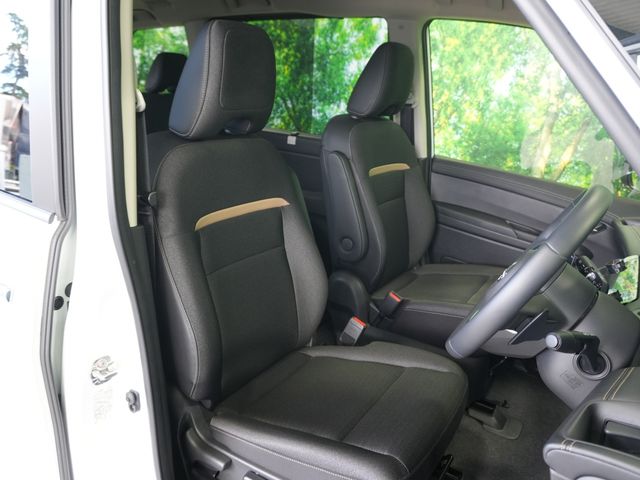 NISSAN SERENA  WG 2024