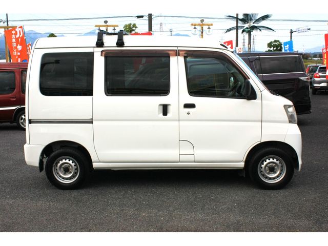 DAIHATSU HIJET CARGO 2017