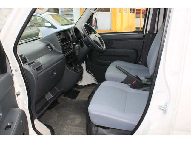 DAIHATSU HIJET CARGO 2017