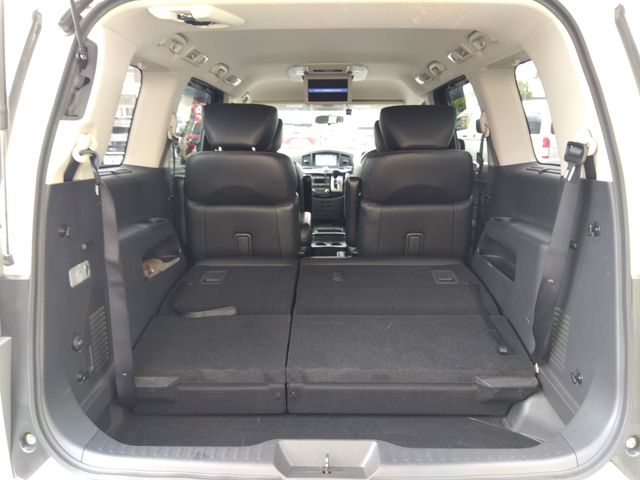 NISSAN ELGRAND  4WD 2014