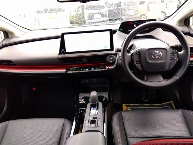 TOYOTA PRIUS 4WD 2023