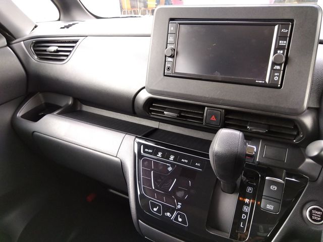 NISSAN ROOX 4WD 2023