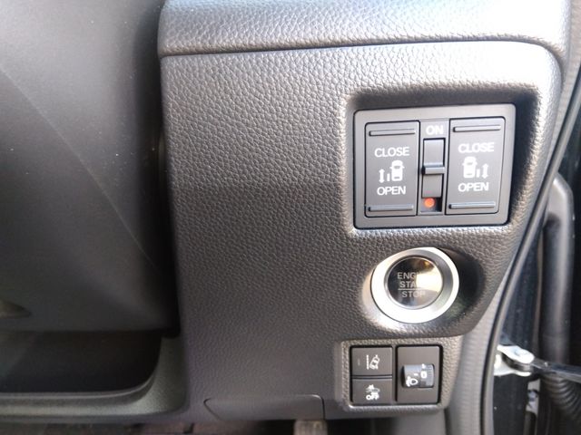 HONDA N BOX CUSTOM 4WD 2022