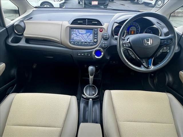 HONDA FIT SHUTTLE HYBRID 2012