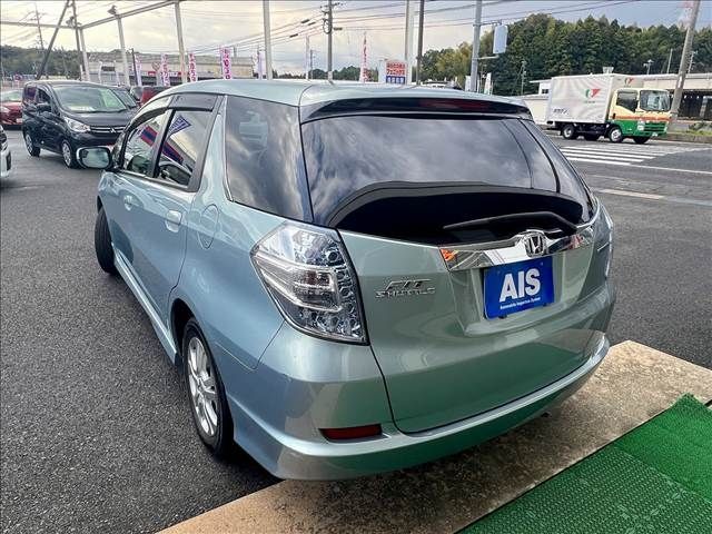 HONDA FIT SHUTTLE HYBRID 2012