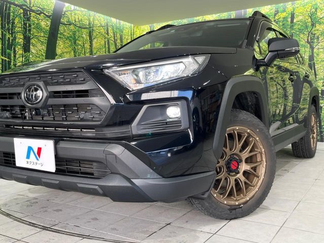 TOYOTA RAV4 4WD 2023