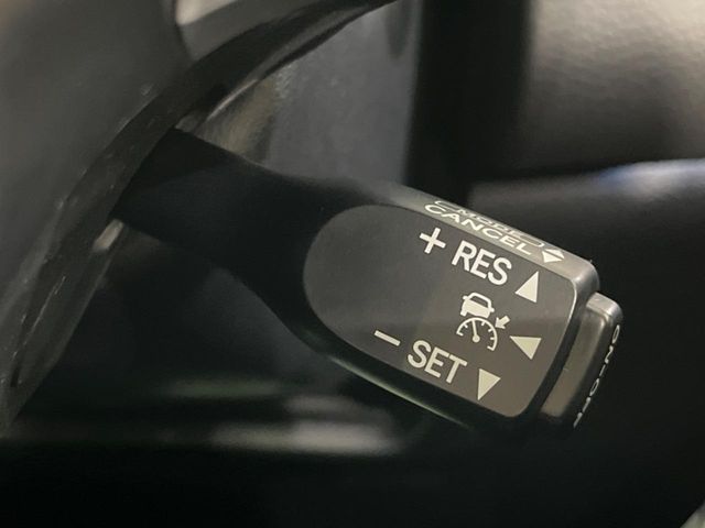 TOYOTA HARRIER HYBRID 2014